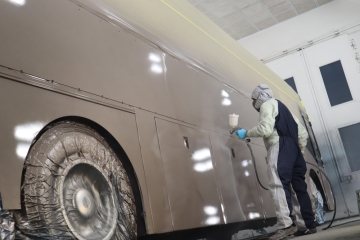 BW-Vanhool-Bus-painting