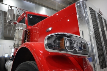 CM-Peterbilt-388-Viper-Red